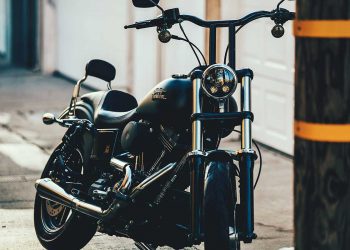 moto8 1 - CADERNO DE MODA