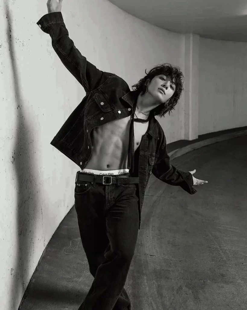 Campanha calvin klein jungkook creditos inez and vinoodh 1 - CADERNO DE MODA