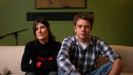 Bisneta de Sigmund Freud Revoluciona a Moda com Podcast e - CADERNO DE MODA