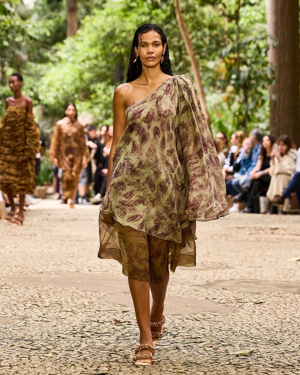 Flavia Aranha | SPFW N60 - Revista ESTILO Flavia Aranha | SPFW N60 — Foto: Divulgação/ Zé Takahashi